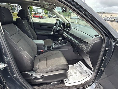 Used 2025 Honda CR-V EX image 16