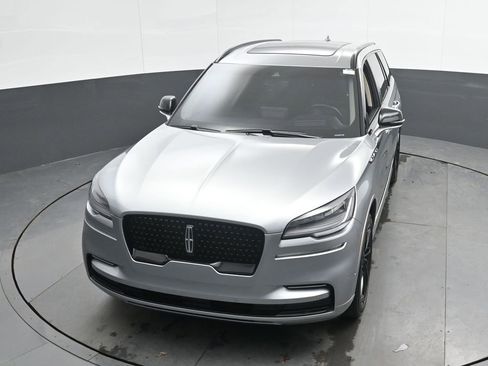 Used 2023 Lincoln Aviator Reserve w/ Equipment Group 201A image 43