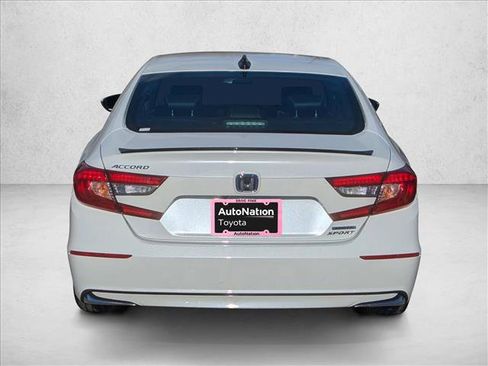 Used 2022 Honda Accord Sport image 7