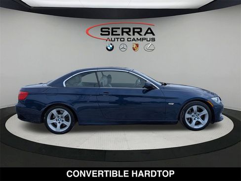 Used 2011 BMW 335i Convertible image 12