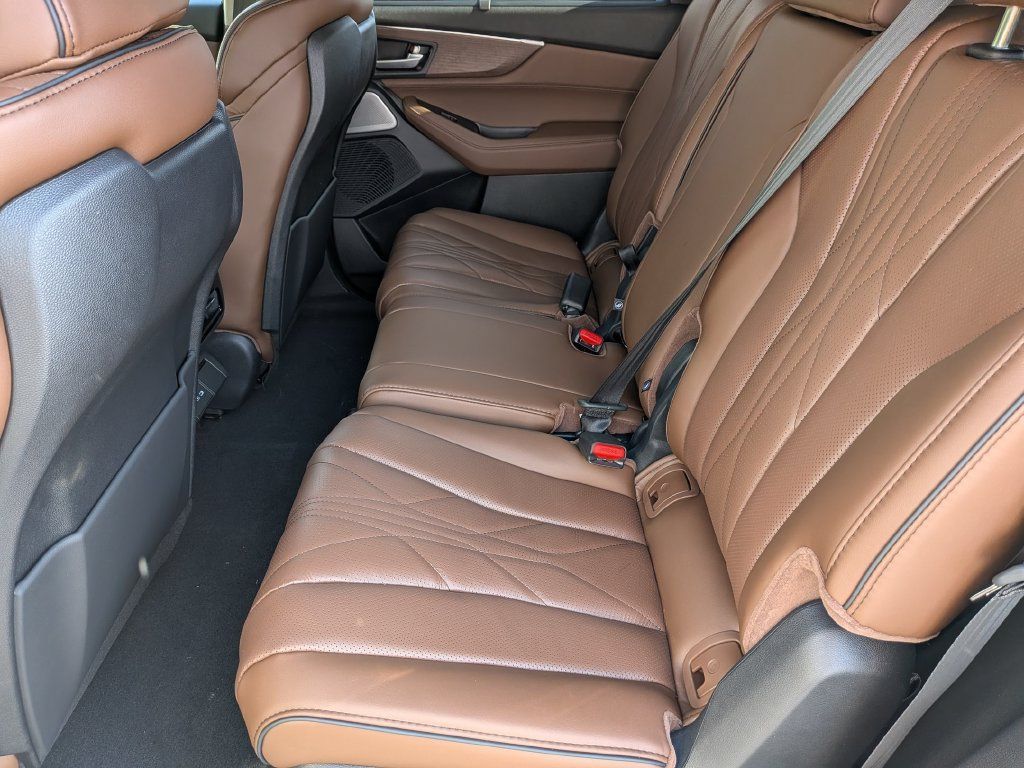 Used 2026 Acura MDX w/ Advance Package AWD/4WD image 28