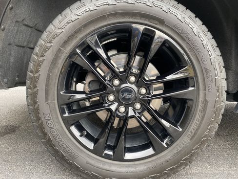 Used 2024 Ford Expedition Max XLT image 41