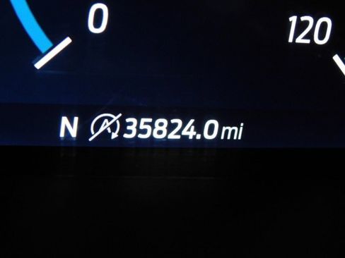 Used 2023 Ford F150 Lariat w/ Equipment Group 502A High image 31