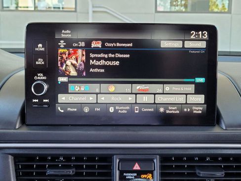 Used 2025 Honda Pilot EX-L image 26