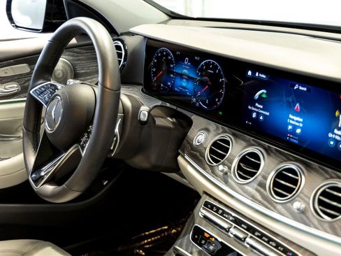 Used 2023 Mercedes-Benz E 350 Sedan image 30