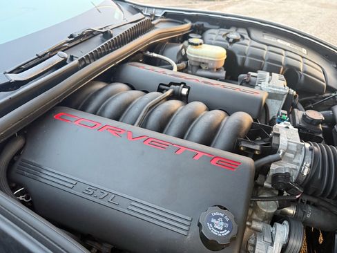 Used 2002 Chevrolet Corvette Convertible w/ Preferred Equipment Group1 image 32