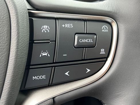 New 2026 Lexus UX 300h FWD image 20