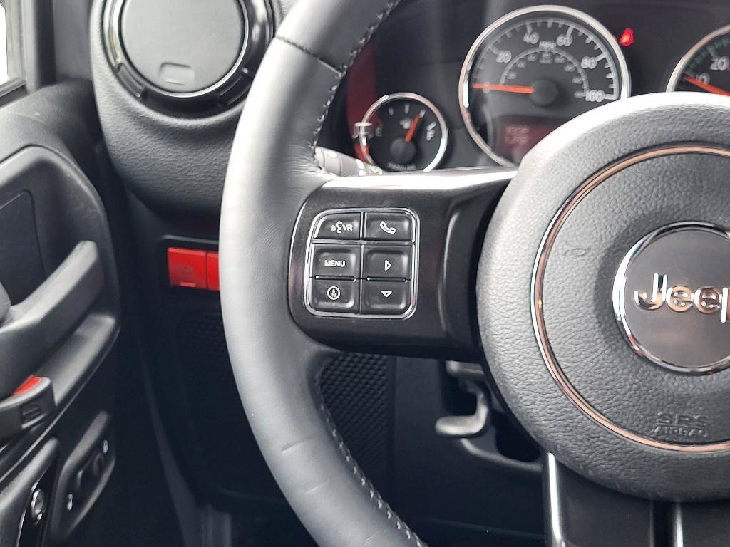 Used 2018 Jeep Wrangler Unlimited Rubicon AWD/4WD image 13