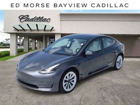 Used 2021 Tesla Model 3 Long Range image 1