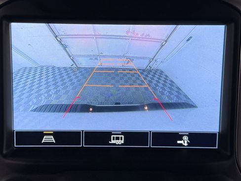 Used 2022 Chevrolet Silverado 2500 LT w/ Convenience Package image 22