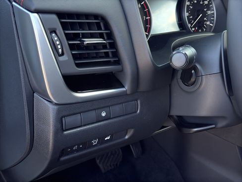 New 2026 Nissan Rogue SV AWD/4WD image 14