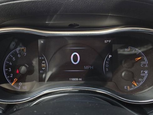 Used 2015 Jeep Grand Cherokee Overland image 37