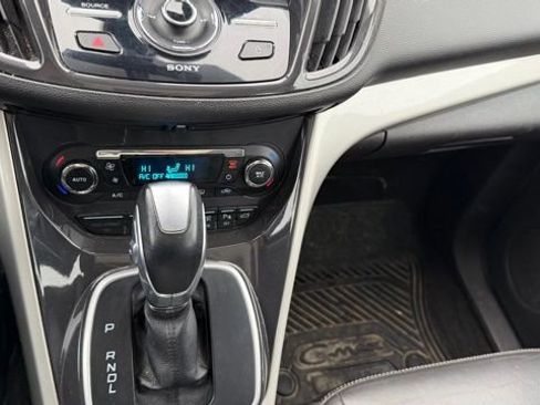 Used 2013 Ford C-MAX SEL image 20