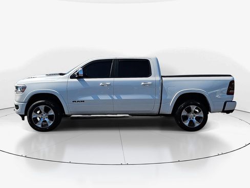 Used 2019 RAM 1500 Laramie AWD/4WD image 10