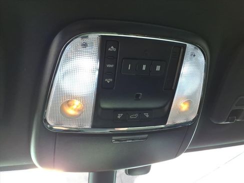 Used 2019 Dodge Durango R/T image 28