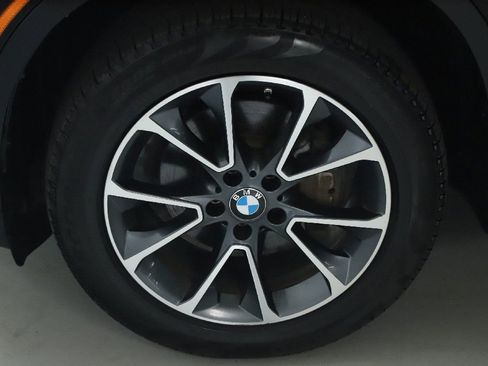 Used 2018 BMW X5 xDrive35i w/ Driving Assistance Package AWD/4WD image 44