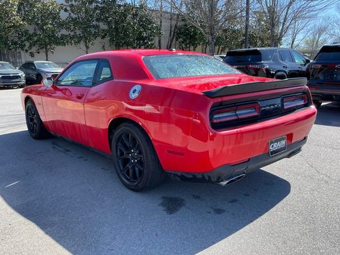 Used 2023 Dodge Challenger R/T image 5