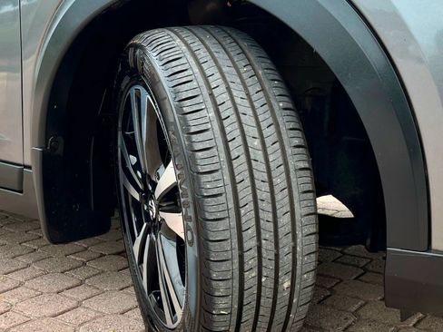 Used 2019 Nissan Kicks SR w/ SR Premium Package FWD image 44