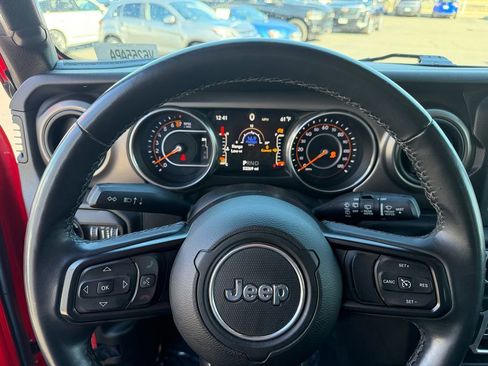 Used 2018 Jeep Wrangler Unlimited Sport S image 16