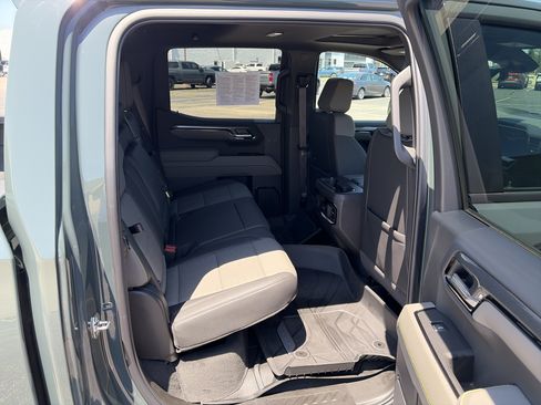 Used 2026 Chevrolet Silverado 1500 ZR2 AWD/4WD image 15