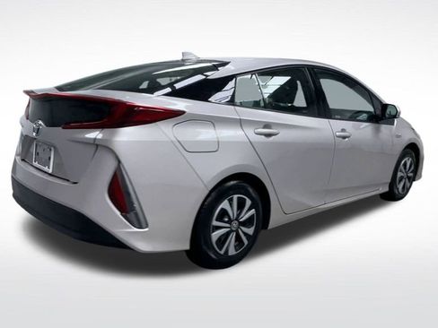 Used 2018 Toyota Prius Prime Plus image 23