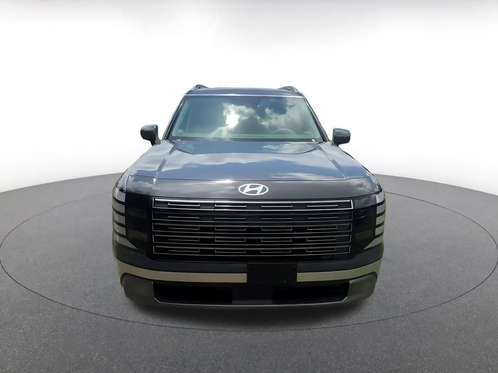 Used 2026 Hyundai Palisade SEL FWD image 4