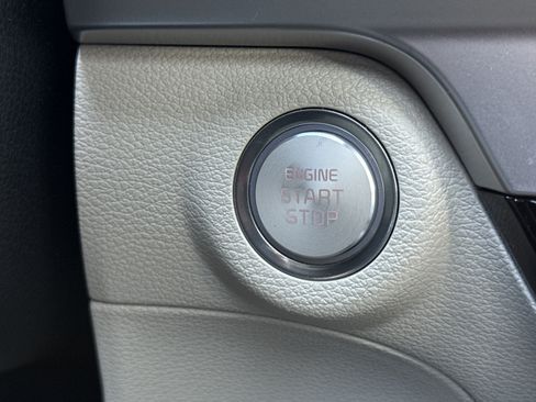 Used 2024 Kia Telluride S w/ S Sunroof Package FWD image 46