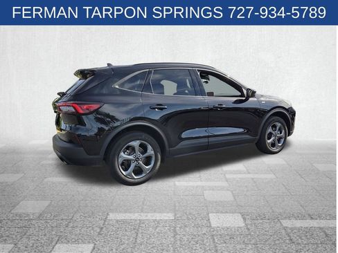 Used 2025 Ford Escape ST-Line Select AWD/4WD image 9