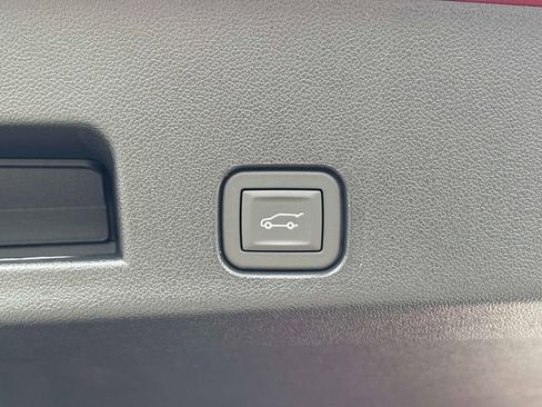 New 2026 Chevrolet Traverse LT w/ Driver Confidence Package image 13