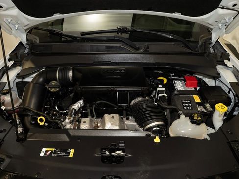 Used 2023 Jeep Compass Limited image 18