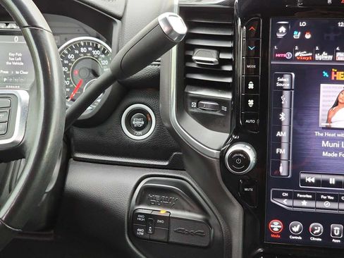 Certified 2020 RAM 2500 Laramie image 19