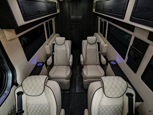 Used 2025 Mercedes-Benz Sprinter 3500 image 72