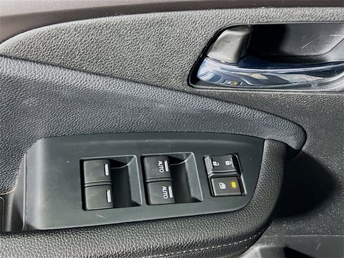 Used 2022 Honda Pilot Sport image 17