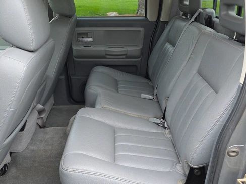 Used 2006 Dodge Dakota Laramie w/ Trailer Tow Group AWD/4WD image 23