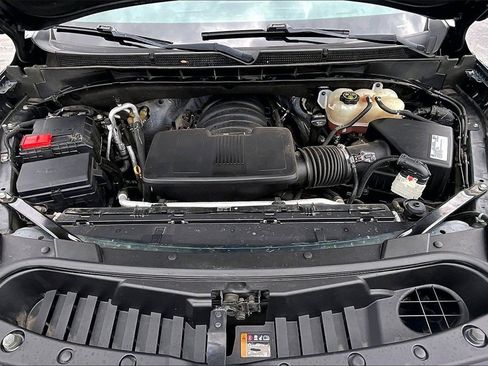 Used 2021 GMC Yukon XL SLT image 30