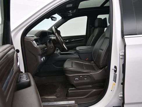 Used 2021 GMC Yukon XL Denali w/ Denali Ultimate Package image 40