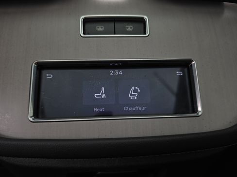 Used 2025 Lincoln Navigator Reserve AWD/4WD image 18