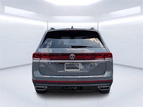 New 2026 Volkswagen Atlas SE image 4