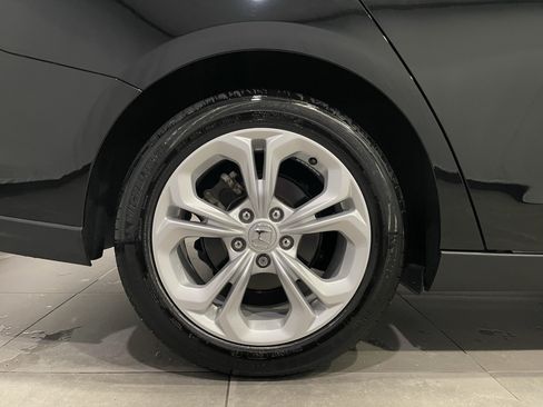 Used 2025 Honda Accord LX image 9
