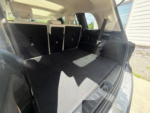Used 2022 Mercedes-Benz GLB 250 4MATIC w/ Premium Package Lite image 15