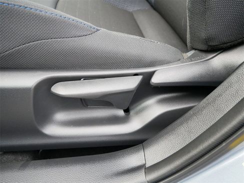 Used 2022 Toyota Corolla SE image 15