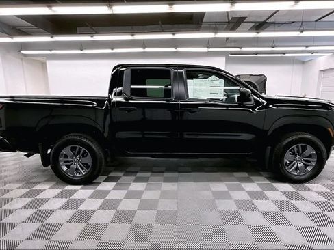 New 2026 Nissan Frontier SV w/ Tow Package AWD/4WD image 19