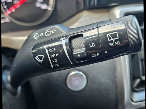 Used 2021 Kia Sorento EX image 17