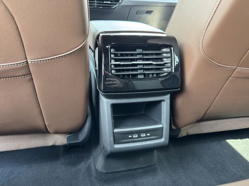 Certified 2023 Volkswagen ID.4 2WD image 31