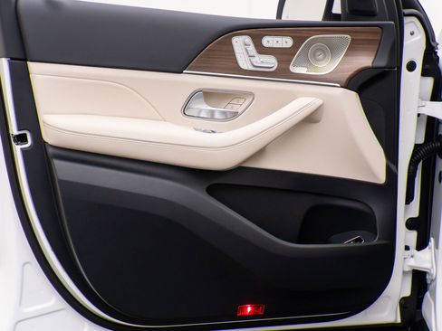 New 2026 Mercedes-Benz GLS 450 GLS 450 image 15