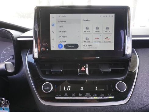 Used 2024 Toyota Corolla LE image 19