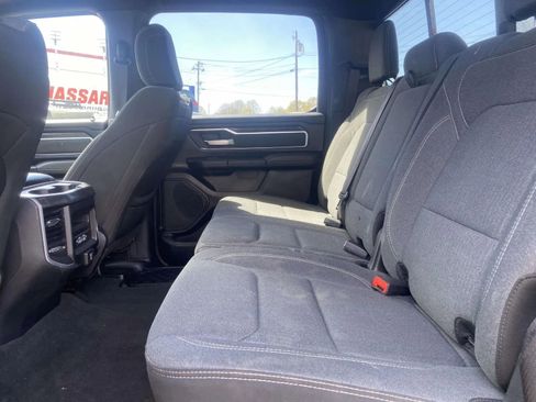 Used 2021 RAM 1500 Big Horn image 12