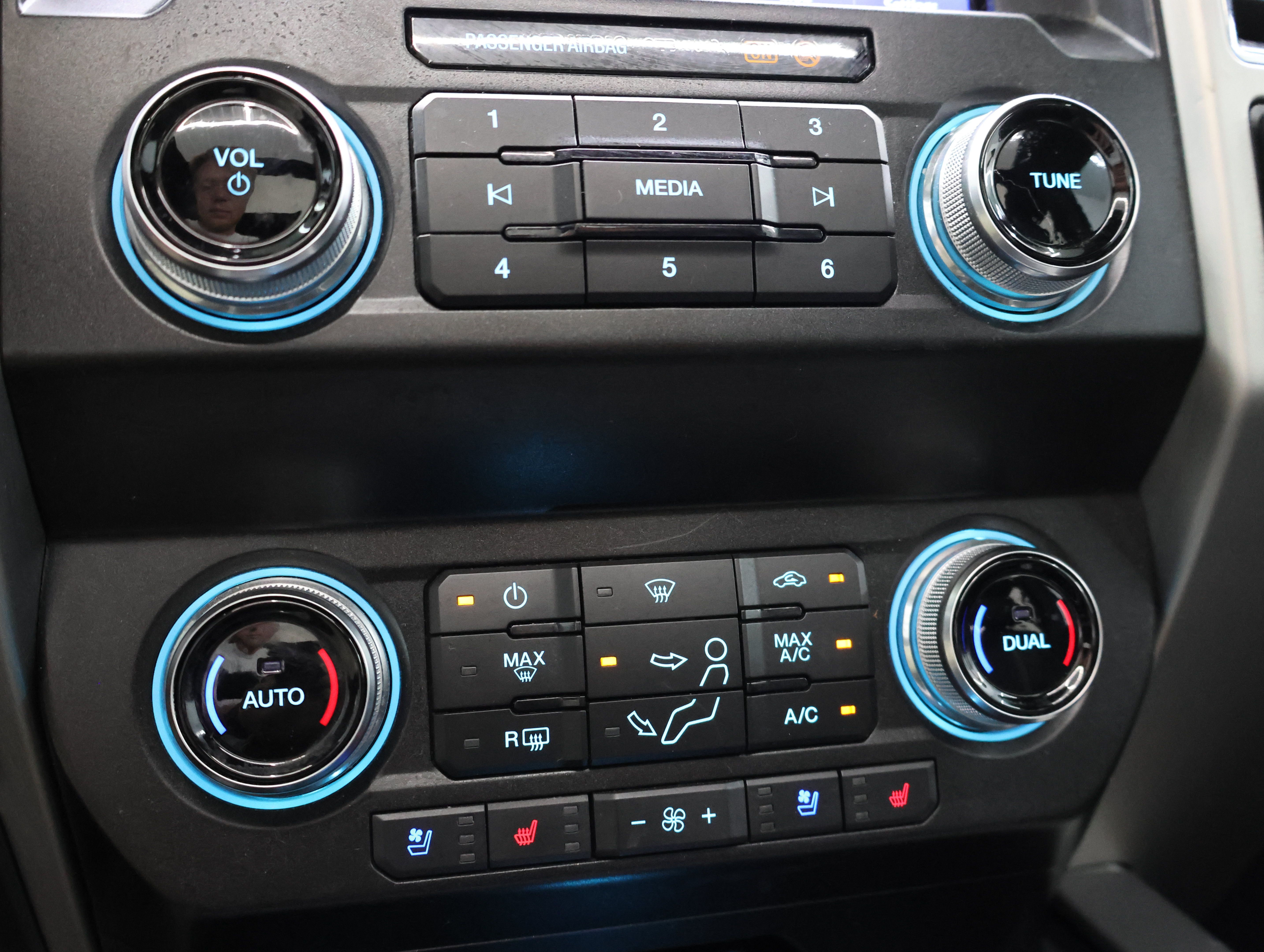 Used 2020 Ford F250 Platinum AWD/4WD image 53