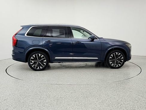 Used 2025 Volvo XC90 B6 Plus AWD/4WD image 4