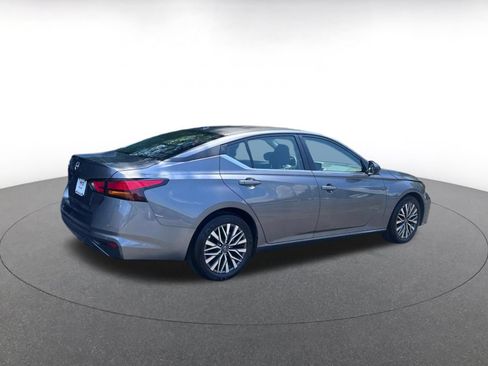 Used 2026 Nissan Altima 2.5 SV FWD image 18